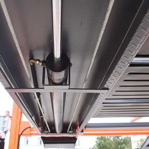 Pont élévateur automobile 4 poteaux certifié CETL, capacité 9 000 lb, hauteur de levage 77 po avec rampe amovible, conception TMG ALF90 AC pour le levage de voitures - Product Image 6
