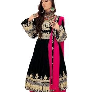 Robe maxi afghane Kuchi, broderie artisanale, vintage, ethnique, traditionnelle, tribale, robe de mariage formelle, robe afghane Kuchi - Product Image 1