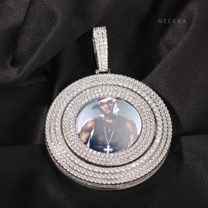 Pendentif rotatif personnalisé avec photo de 65 mm, pendentif rotatif en moissanite, pendentif rotatif glacé avec photo en argent 925 - Product Image 1