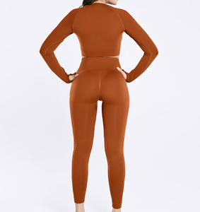 Ensemble de yoga personnalisé avec logo pour femmes, 2 pièces, leggings et soutien-gorge de sport, vêtements de sport pour la salle de sport, tenue de fitness extensible et confortable, ensembles pour femmes - Product Image 2