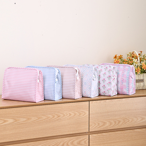 Travel Cosmetic Pouch Wholesale Gift for Her Nylon Cosmetic <strong>Bag</strong> Monogrammed Gingham Make up <strong>Bag</strong> - Product Image 3