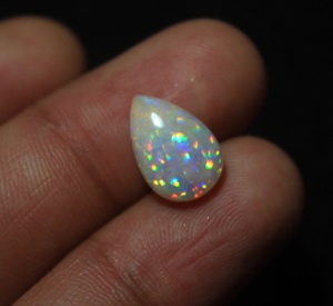 Ópalo Welo Etíope Genuino 13.5*9*5mm, Ópalo de Fuego con Corte de Pera, Cabujón Multicolor con Destellos, Gema de Piedra de Nacimiento de Octubre para Joyería - Product Image 1