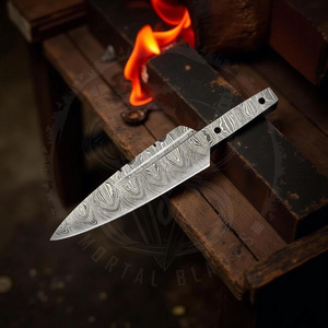 Hoja de cuchillo Sgian Dubh de acero de Damasco forjada a mano con patrón de gotas de lluvia para la fabricación de cuchillos escoceses - Product Image 2