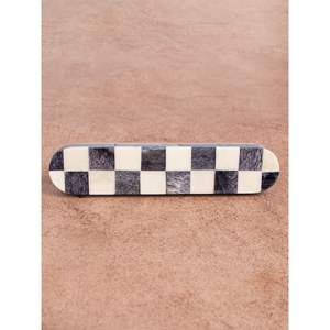 Elegante Tirador de Resina para Cajones, Armarios y Alacenas de RR Enterprises - Diseño Elegante para Organizar el Espacio - Product Image 1