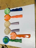 Sendok Salad Resin Modern Mewah yang Dapat Disesuaikan, Buatan Tangan, Gagang Panjang, Ramah Lingkungan, Tidak Beracun, Tahan Lama, Polesan Cermin, untuk Pesta