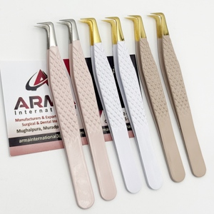 Pince à cils volume 90 degrés en acier inoxydable durable, pointe fine pour extensions de cils, avec marque privée - Product Image 1