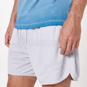 Shorts de sport décontractés pour hommes en maille respirante à séchage rapide, 100 % polyester, adaptés à la course, au fitness et aux activités de plein air - Product Image 3
