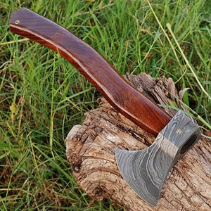 Hache de Damas artisanale avec manche en bois – Outil de collection rustique pour l'extérieur - Product Image 5