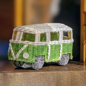 Voiture jouet pour enfants tressée à la main, design tendance, mini bus en rotin pour jeu imaginatif des enfants, prix le plus bas - Product Image 1