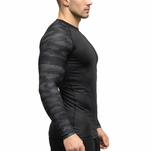 T-shirt de sport à manches longues pour homme, impression sublimée personnalisée, compression, séchage rapide, fitness, gym, rashguard. - Product Image 5
