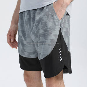 Short imprimé en polyester à séchage rapide pour hommes, longueur moyenne, logo personnalisé, short quotidien de sport décontracté - Product Image 1