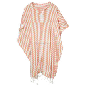 Toalla Poncho Turca de Hammam para Playa, Precio Económico, Poncho Personalizado con Capucha, Toalla Turca Fouta para Playa con Múltiples Colores - Product Image 3
