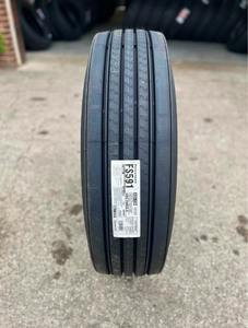 Pneu de camion lourd toutes positions sans chambre à air 295/75R22.5, homologué SmartWay DOT pour utilisation urbaine et interurbaine, avec conception optimisée pour la réduction de la consommation - Product Image 5