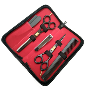 Tijeras de Corte de Pelo Profesionales de Acero Inoxidable de Alta Calidad, Color Negro Dorado, para Barbería, de Ariston International - Product Image 3