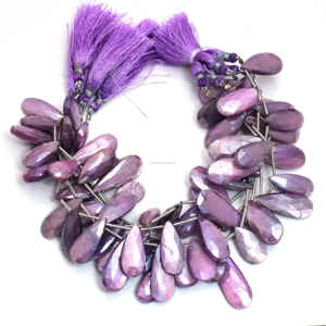 Cadena de Cuentas de Piedra Lunar Púrpura Natural Facetada en Forma de Pera de 8 Pulgadas, Gema Auténtica para la Fabricación de Joyas, Pulseras y Collares - Product Image 1