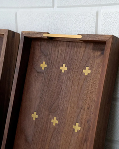 Bandeja Funcional Decorativa Clásica con Asa de Madera, Acabado Aceitado, Superficie Limpia, Adecuada para Guardar Tazas y Artículos Decorativos - Product Image 3