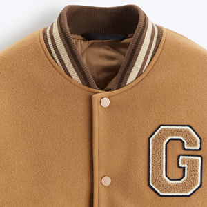 Veste classique pour homme avec tissu résistant et design intemporel pour un confort et un style quotidiens de haute qualité - Product Image 6