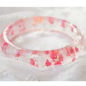 Stylish Resin <b>Bangle</b> <b>Bracelet</b> With Modern Artistic Finish Ideal For Boutique Fashion Jewelry Display - Product Image 3