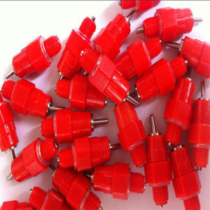 ¡Entrega en tu puerta! Tetina para bebedero de pollo con bola de acero de la - Product Image 2