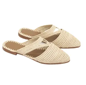 Chaussures en cuir raphia Slides Pantoufles marocaines en paille pantoufles personnalisées en raphia naturel - Product Image 1
