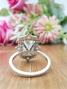 D'VINS JEWELS Classic Popular Style Emerald Brilliant Cut 9x7mm VVS Diamond Lab Grown Sterling Silver Party Engagement Gift <b>Ring</b> - Product Image 3
