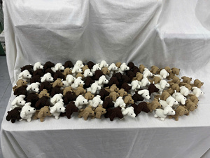 Llavero de ganchillo de lana con muñeco de peluche lindo, accesorios suaves para bolsos, venta al por mayor a granel - Product Image 4