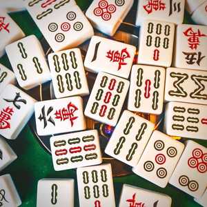 Fichas de Mahjong Decorativas Artísticas de Resina Ecológica con Patrón Circular, Forma Personalizada, Letras Temáticas, Estatuas Coleccionables - Product Image 5