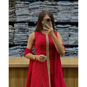 Ensemble haut de designer Plazzo Dupatta pour femme avec coupe fantaisie - Product Image 3