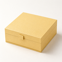 Boîte cadeau rigide de luxe jaune personnalisée avec insert en satin, couvercle magnétique, boîte d'emballage pour bijoux, cadeaux de beauté, vente en gros