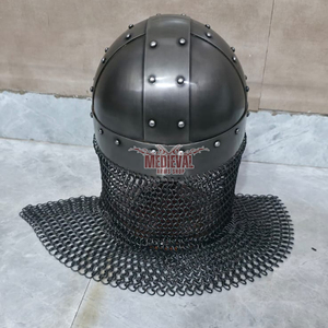 Casque Viking médiéval fait main en acier doux gris fumé avec chaîne de mailles pour reconstitution historique, cosplay et fête d'Halloween - Product Image 4