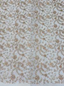Tissu en dentelle brodée perlée avec sequins et perles pour la mode africaine, vêtements, sourcing, export, commerce, acheteur - Product Image 5
