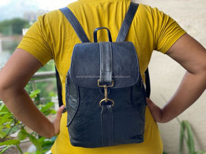 Nuevo estilo Vintage Black Crunch Mochila de cuero Mochila de viaje Bolsa de viaje de gran capacidad de cuero de oficina - Product Image 2