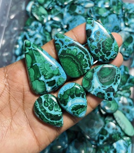 Prix de gros – Cabochons et pierres précieuses en chrysocolle et malachite 100 % naturelles de haute qualité, formes variées pour la fabrication de bijoux - Product Image 3