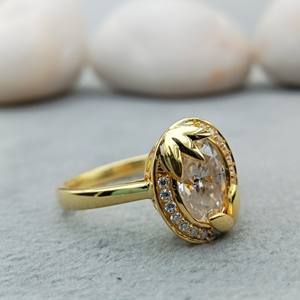 แหวนแต่งงานทรงรีทันสมัยจาก D'VINS JEWELS ประดับเพชรทรงบริลเลียนต์สี D ขาว ผลิตในห้องปฏิบัติการ เคลือบสีเงินและทอง - Product Image 5