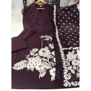 BRODERIE EN COTON IMPRIMÉ FANTAISIE DESSUS DE TRAVAIL AVEC DUPATTA VIN - Product Image 2