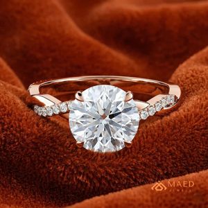Anillo de compromiso y boda de lujo chapado en oro rosa con moissanita de corte redondo y pavé retorcido, regalo para mujer - Product Image 4