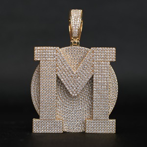 Collier avec pendentif personnalisé lettre M, argent 925, style streetwear, serti de pierres - Product Image 1