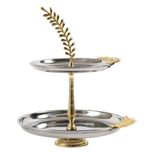 Soporte decorativo de 2 niveles para pasteles, elegante base redonda de acero inoxidable y latón para servir postres con detalles en hoja de oro para el hogar y hoteles. - Product Image 1