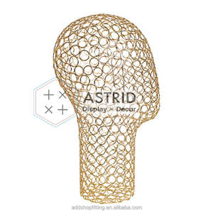 Soporte de exhibición de sombrero de acero ecológico independiente con acabado mate negro para tienda de ropa - Product Image 4