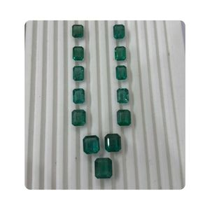 Esmeralda Zambiana Natural, Corte Octogonal, 77.70 Ct, Diseño 5-10 Ct, Gema Verde Suelta, IGI, Ligeramente Aceitada, Suministro al por Mayor, Piedras en Venta - Product Image 1