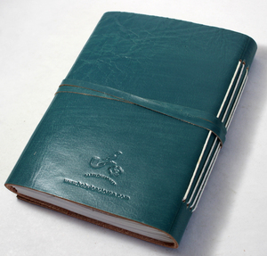 Carnet en cuir de chèvre TC fait main avec couverture avant en papier de coton gaufré au design moderne et logo au dos, vente en gros - Product Image 5