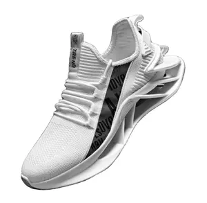 Sepatu kets pria kasual Tenis mewah sepatu olahraga Trainer Sneakers putih mode sepatu lari untuk pria grosir
