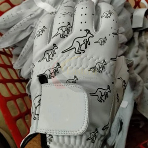 Gants de golf en cuir Cabretta respirant, de qualité supérieure, personnalisés avec votre logo, couleur unie, pour le sport, en vente. - Product Image 6