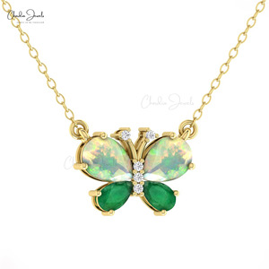 Collar con Colgante de Mariposa Chordia Jewels, Ópalo Etíope y Esmeralda de 7x5mm con Detalles de Diamantes, Estilo Romántico, Joyería para Mujer - Product Image 2