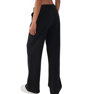 Pantalones de chándal de invierno para mujer con encaje, de pierna ancha, cintura media, ajuste regular, estilo lounge, casual, streetwear, OEM al por mayor - Product Image 3