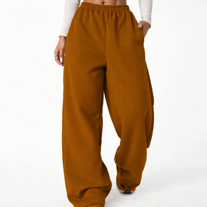 Pantalones de chándal anchos para mujer con lavado ácido personalizado - Pantalones de invierno de algodón 100% de alto gramaje, ecológicos, al por mayor - Product Image 3