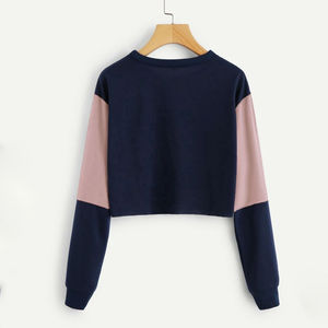 เสื้อสเวตเชิ้ตแขนยาวคอวีทรงครอป สีกรมท่า ชมพู ขาว สำหรับผู้หญิง รับผลิตแบบ OEM ODM ขายส่งเสื้อผ้า - Product Image 4