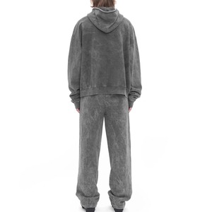 Ensemble de survêtement délavé à l'acide en gros, personnalisé pour hommes, comprenant un sweat à capuche zippé oversize et un pantalon de survêtement - Product Image 4