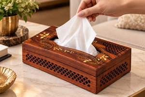 Boîte à mouchoirs en bois faite à la main avec incrustation en laiton, porte-serviettes en bois sculpté pour la maison, le bureau ou la table - Product Image 2