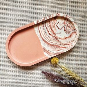 Modern Resin <b>Decorative</b> Trays Oval and Round Shapes Serving Tray - Product Image 4